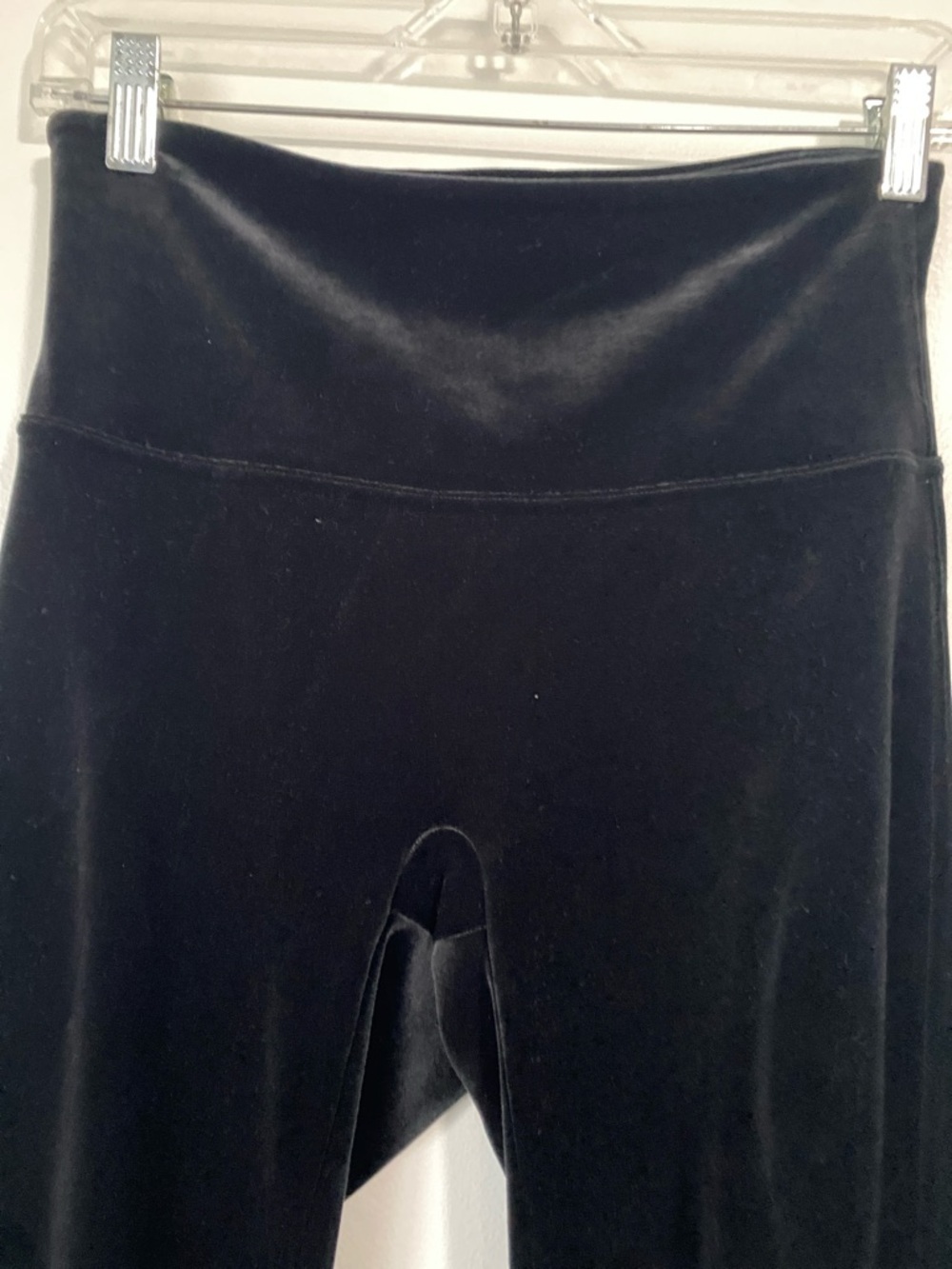 SPANX Very Black Classic High-Waist Velvet Leggings Large - Picture 4 of 12